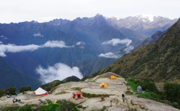 A camping spot amidst the Andean mountains.